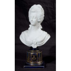 Sèvres Style Bisque Porcelain Bust of Marie Antoinette, Early 20th Century