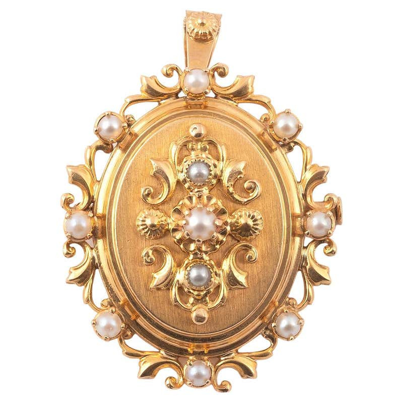 A Pearl And Yellow Gold Pendent/Brooch