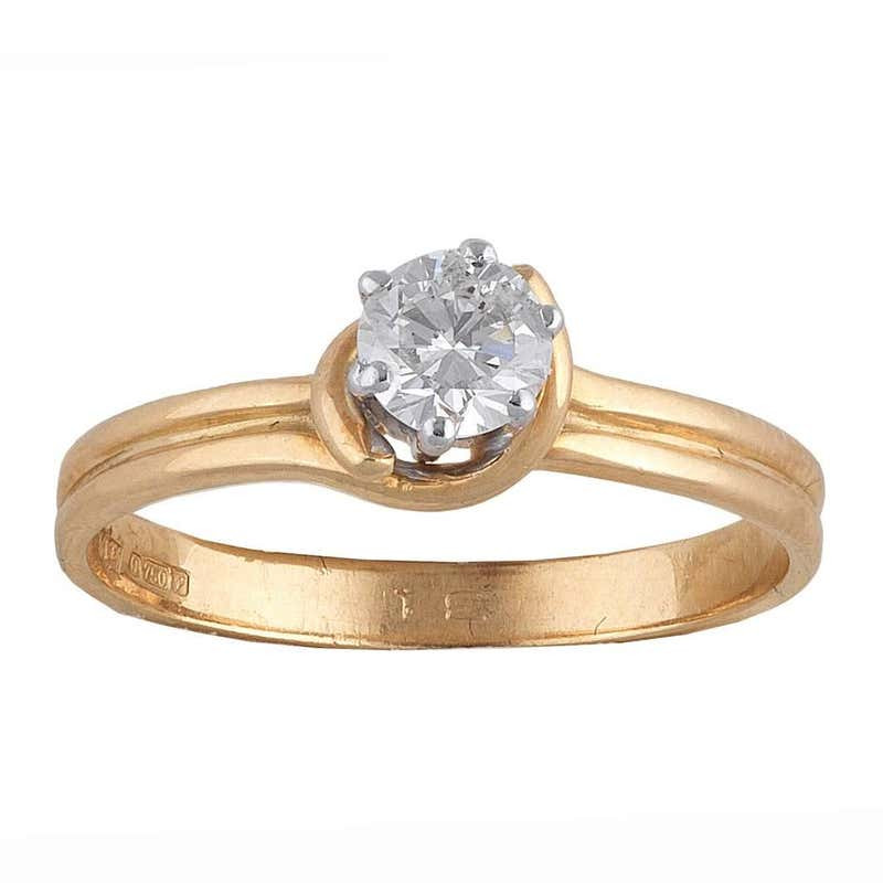 Classic Single Stone Ring Designs That Never Go Out of Style - The Caratlane