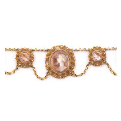 Early 19th Century Shell Cameo Gold Necklace