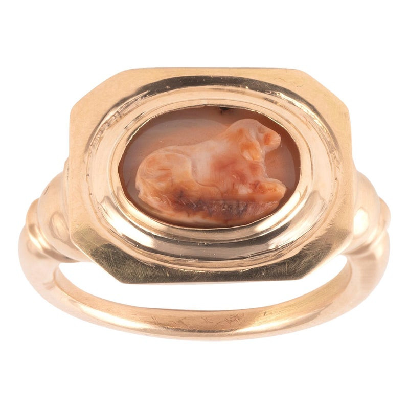 Gold and Agate Roman Dog Cameo Ring 2nd-3rd Century AD