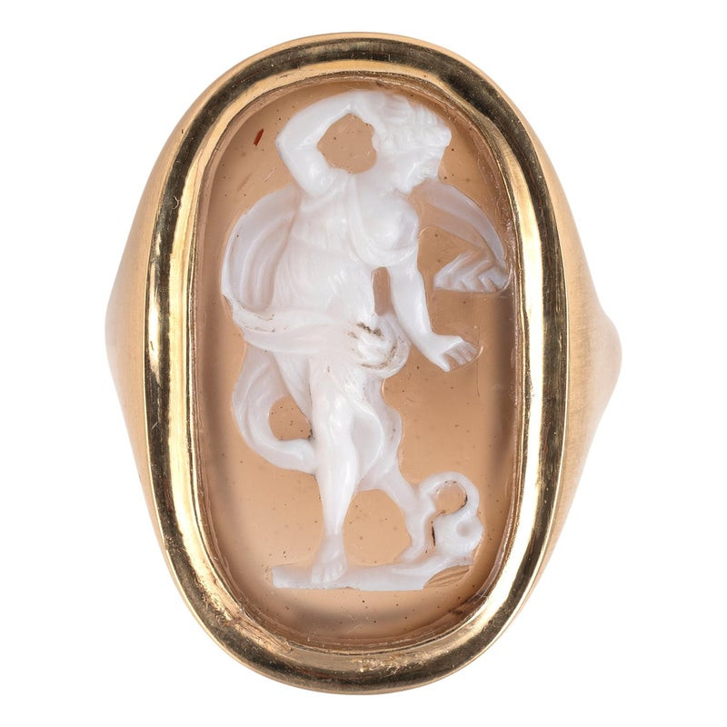 Gold Agate Cameo Ring Depicting Eurydice 17th Century