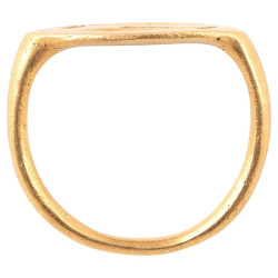 Greek Gold Ring with Fish and Crustacean, 4th Century BC