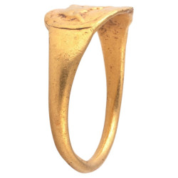 Hellenistic 22k Gold Signet Ring with Ruler Bust, Greece, Circa 300 B.C.