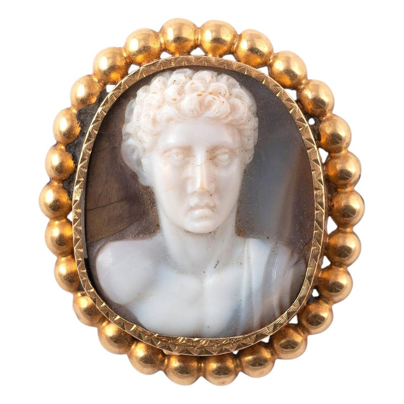 Renaissance Gold Agate Cameo Pendant of Giuliano de' Medici, c. 1530