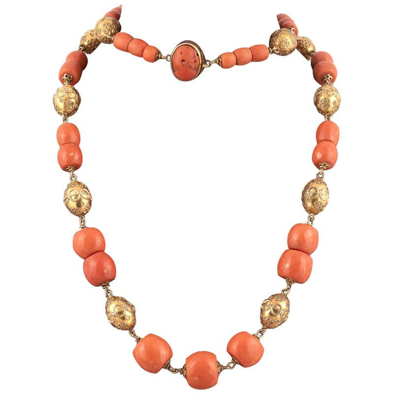 An 18K Gold And Corallium Rubrum Necklace