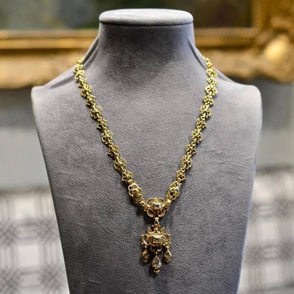 A Renaissance Diamond And Enamel Necklace 16th Century #bernardo