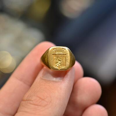 18kt Yellow Gold Antique French Signet Ring #bernardo